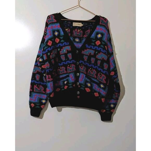 Vintage LL Bean Womens Medium 100% Pure Wool Geometric Aztec Cardigan Sweater - Picture 3 of 10